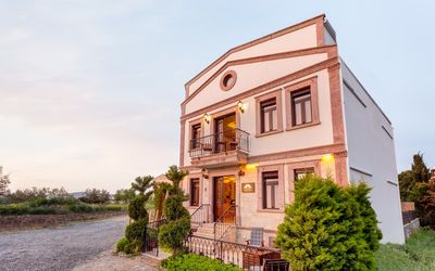 Parna Cunda Pansiyon · 4