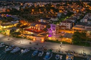 turkey/balikesir/ayvalik/raotelayvalikdb58f1ac.jpg