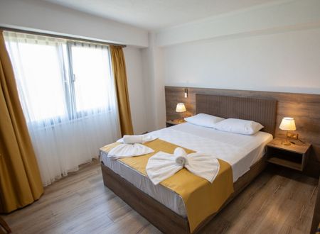 turkey/balikesir/burhaniye/e87highwayotel70d6051c.jpg