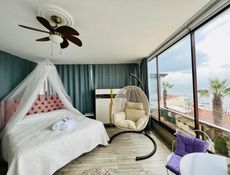 Suite House 4