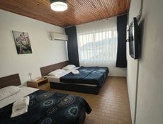 5 Person Family Room