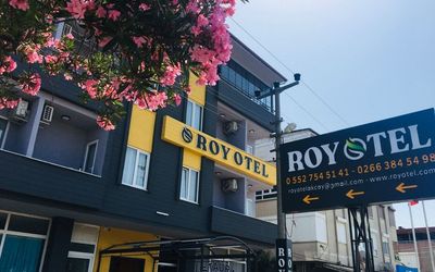 Roy Otel Akçay · 3