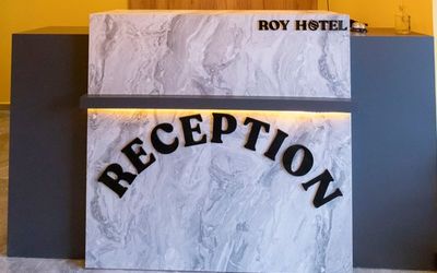 Roy Otel Akçay · 4