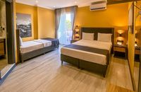 Triple / 3 Kişilik Deniz Manzaralı Oda