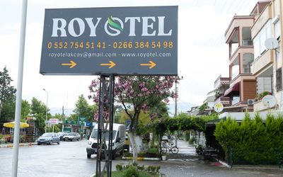 Roy Otel Akçay · 2
