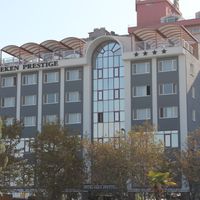 Hotel Eken Prestige