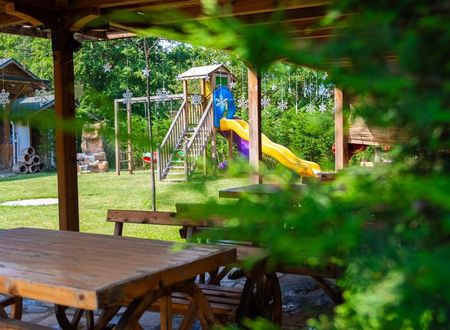 turkey/bolu/abantpelitrestaurantbungalow8de5ed6d.jpg