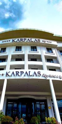 Karpalas City Hotel & Spa
