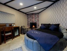 Deluxe Suit Room with Jacuzzi Teras