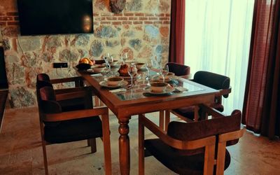 İznik Taş Mahal · 4