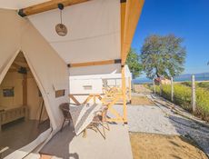 Göl Manzaralı Glamping Çadır