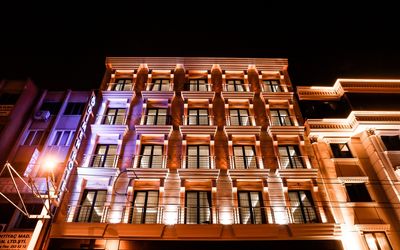 Dimen Hotel · 3