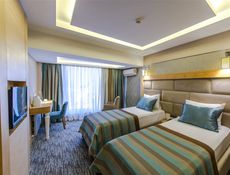 DELUXE ŞEHİR MANZARALI ODA