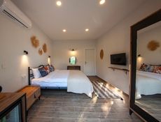 Deluxe Room - Garden View