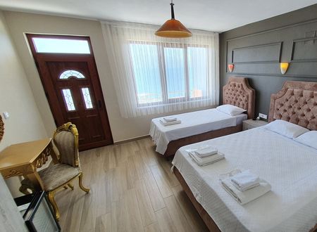 turkey/canakkale/ayvacik/assosnazanmotelrestaurantbeachba8f1946.jpg