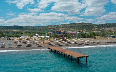 Assos Troy Beach Hotel · 3