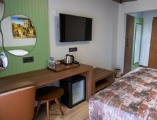 Deluxe Oda Bahçe Manzaralı
