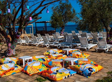 turkey/canakkale/ayvacik/helencampingbeachrestauranta423760a.jpg
