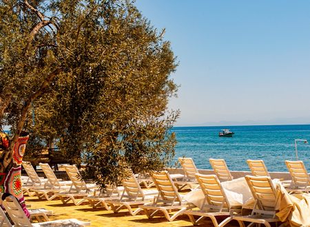 turkey/canakkale/ayvacik/helencampingbeachrestaurantdcd9b2fc.jpg