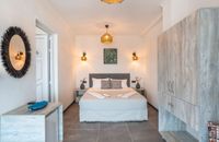 Чотиримісний сімейний номер -люкс з видом на море