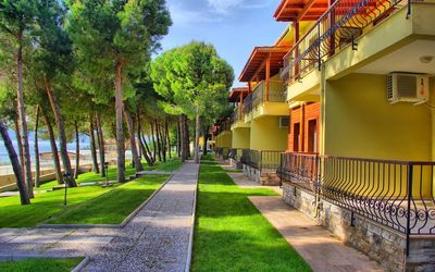 Dardanos Yerleşkesi Resort Otel · 5