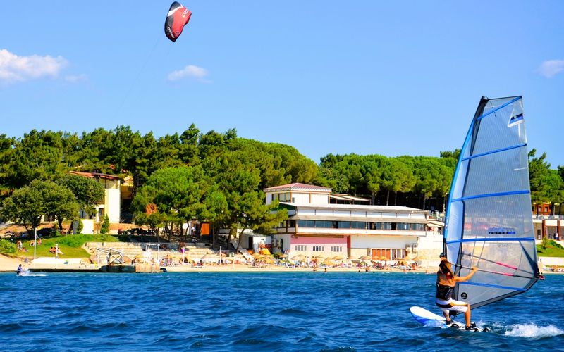 Dardanos Yerleşkesi Resort Otel · 1