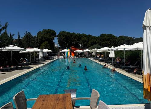 turkey/canakkale/ezine/helentroyahotelgeyiklic0525c0b.jpg