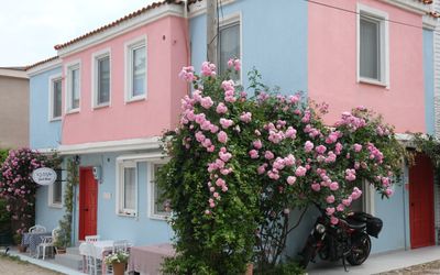 Kyma Guest House · 2