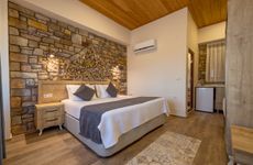 turkey/canakkale/lazkoyukonukevi338b0488.jpg