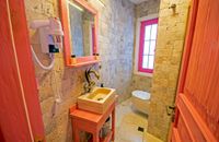 Напівлюкс Делюкс