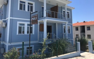 Parli Hotel · 2