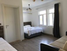 Chambre Familiale au Rez-de-Jardin
