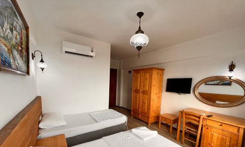 turkey/canakkale/sukhainnhotelbeach1014849c.jpg