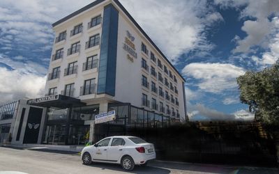 Angel's Park Hotel · 2
