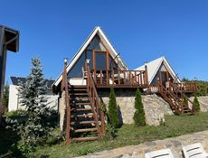 Junior Bungalov