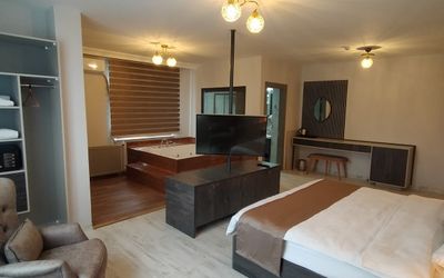 Sar-Per Hotel · 2