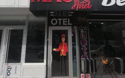 Macit Hotel · 3
