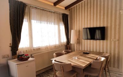 Grand Hitit Hotel · 3