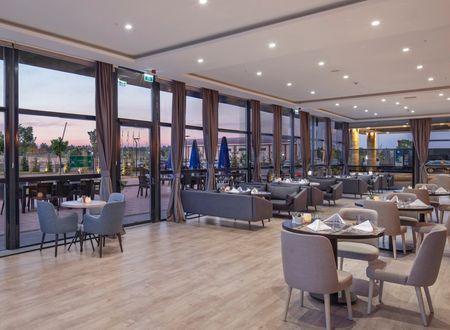 turkey/erzurum/yakutiye/hiltongardeninnerzurum36188145.jpg