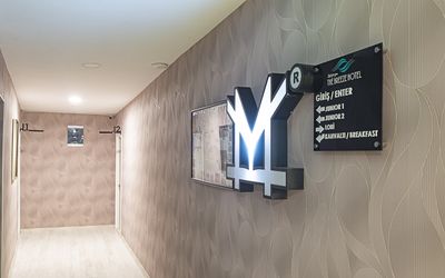 The Breeze Hotel · 5