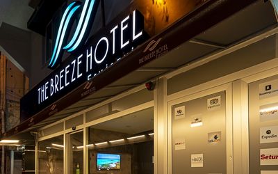 The Breeze Hotel · 2