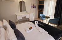Camera Standard con Ampio Letto Matrimoniale