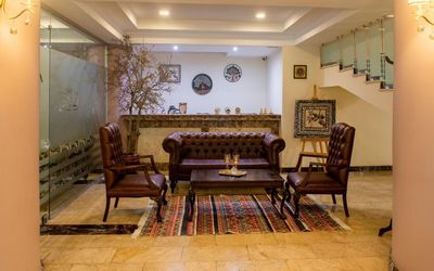 Neccar Otel · 5