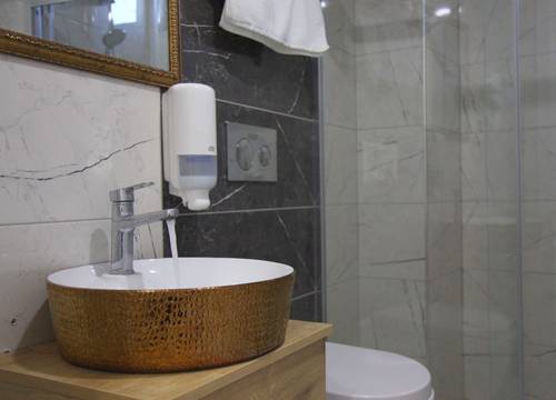 turkey/isparta/kroisoslakeresortotel16289c9f.jpg