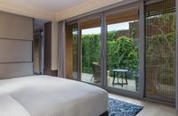 Garden Suite Grand, King Bed