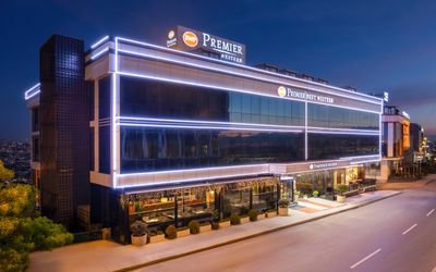 Best Western Premier Hidden Hills Hotel · 4