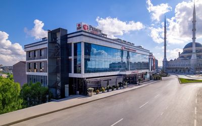 Best Western Premier Hidden Hills Hotel · 2