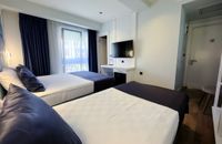 Business Triple Room