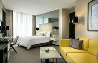 Centro Corner Suite