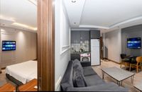 Lux Suite 2+1 75m²